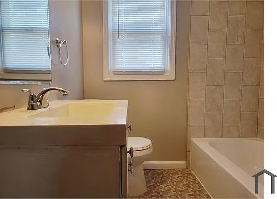 1008 Foxridge Ln — Photo 15