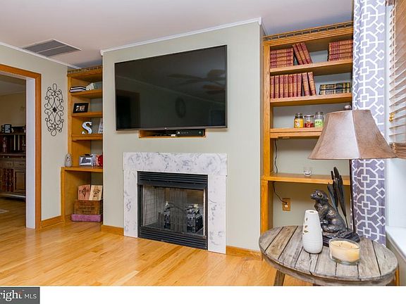 4th image of 25505 Acorn Ln