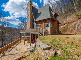 672 Marian Rd, Dugspur, VA 24325