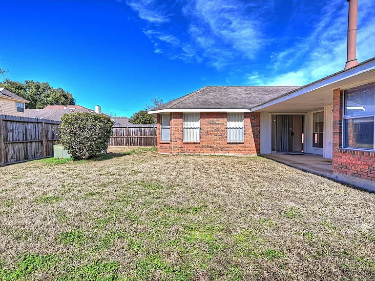 1226 Berrystone Trl — Photo 30