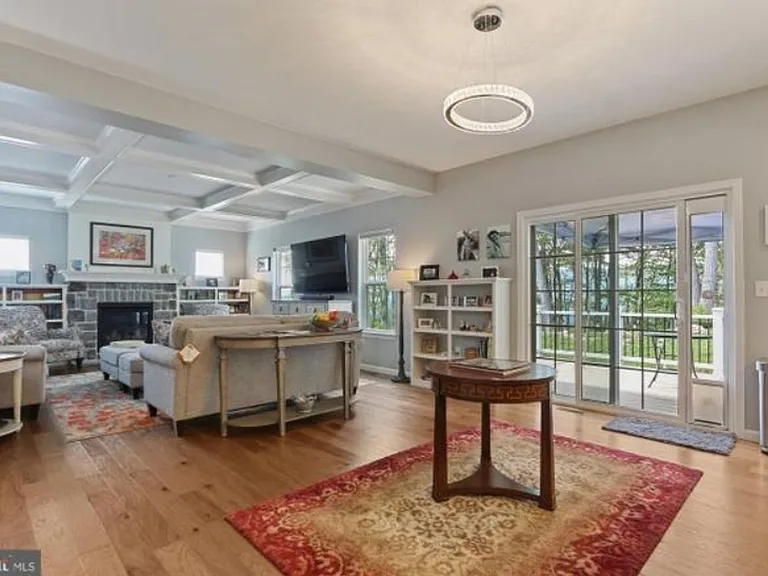 118 Stone Arch Dr — Photo 9