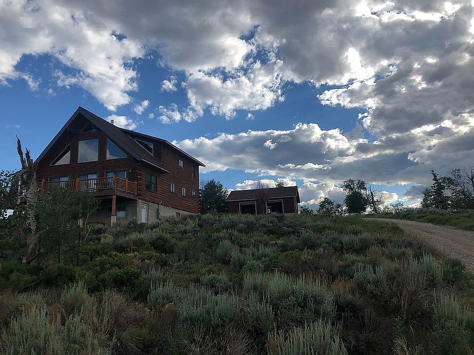1st image of 33 Aspen Cove Dr