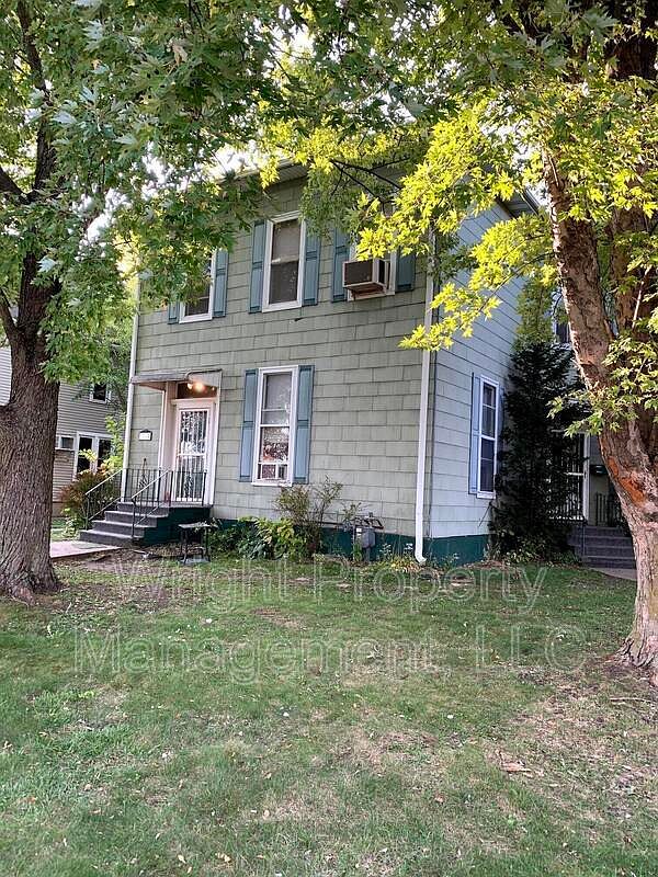 744 1st St APT 3, ster City, IA 50595 Zillow