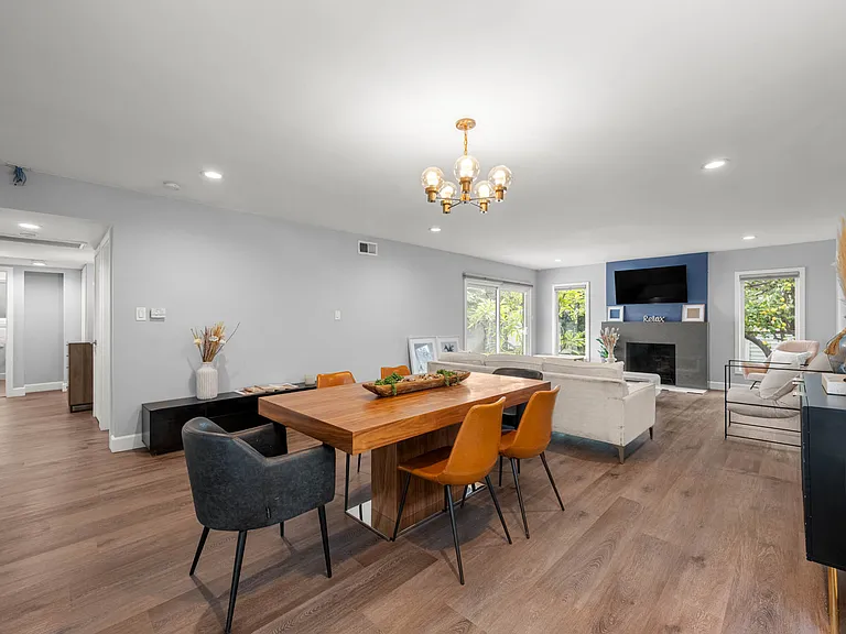 14034 Valerio St — Photo 12