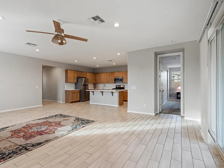 10904 W Harrison St — Photo 21