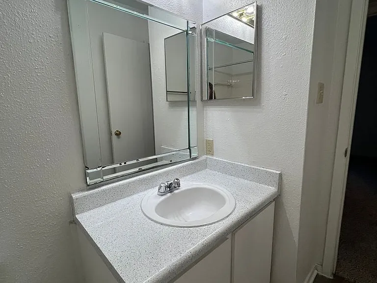 Cypresswood Apartments — Photo 31