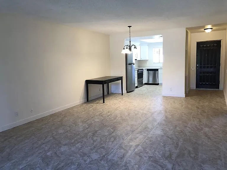 17027 Bernardo Center Dr #B — Photo 6