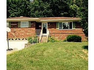 213 Simmons Dr, Ripley, WV 25271