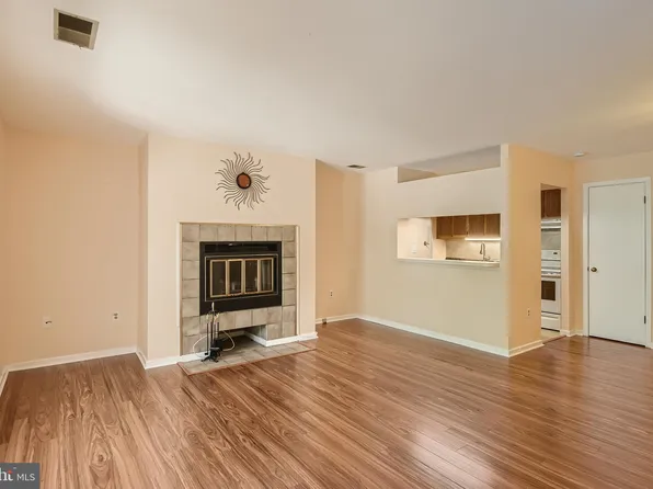51 Greenwich Pl #51, Pikesville, MD 21208