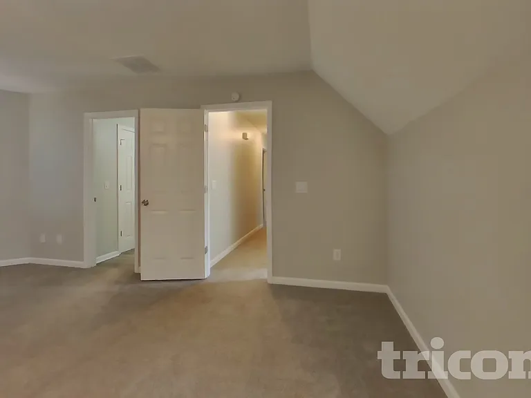 311 Turtle Pointe Dr — Photo 9