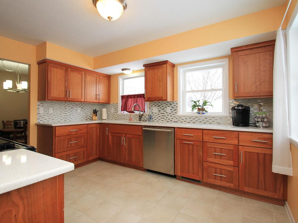 1st image of 8624 N 56th St