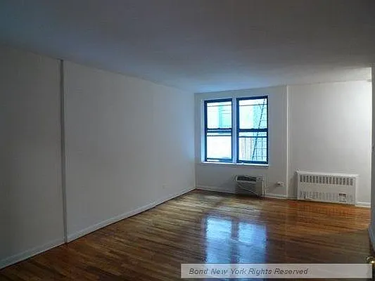 Rented by Bond New York | media 50