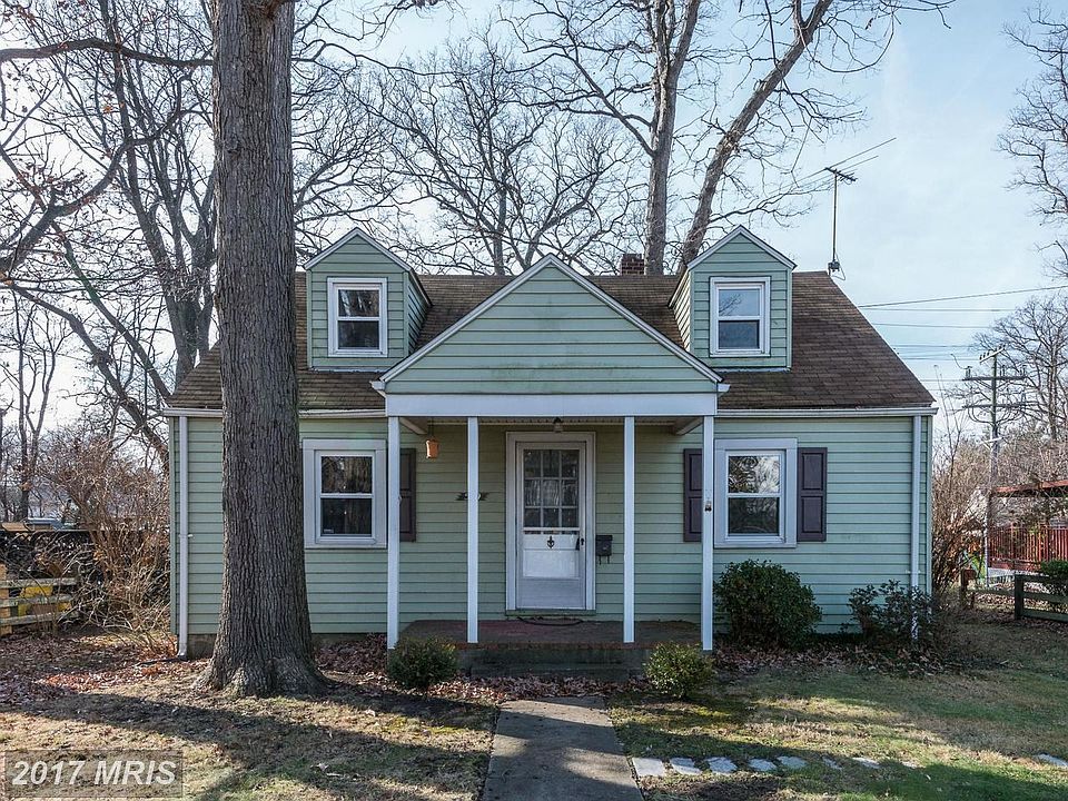 Front View of Home