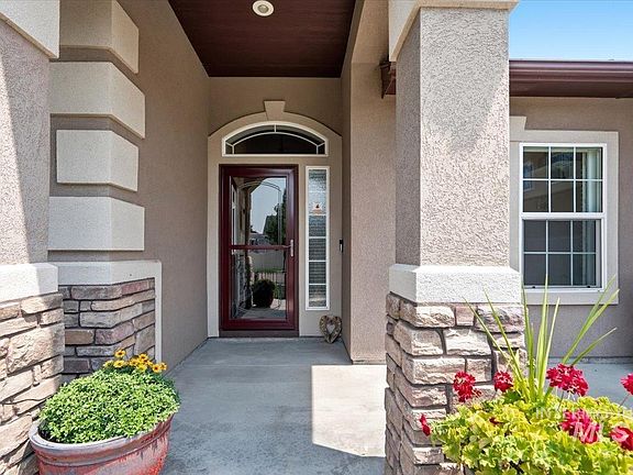 4th image of 726 W Arbor Pointe Way