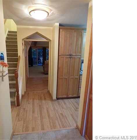 Entry to mail living area