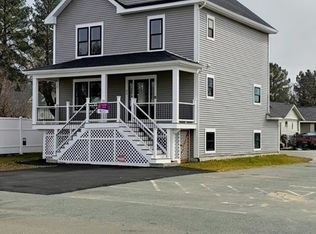 31 Niagara St, Fall River, MA 02721