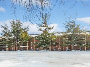4910 Pleasant St UNIT 21, West Des Moines, IA 50266