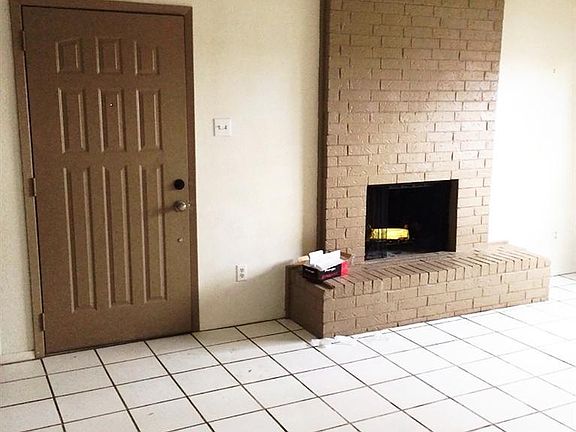 3rd image of 8601 Memphis Dr E 34
