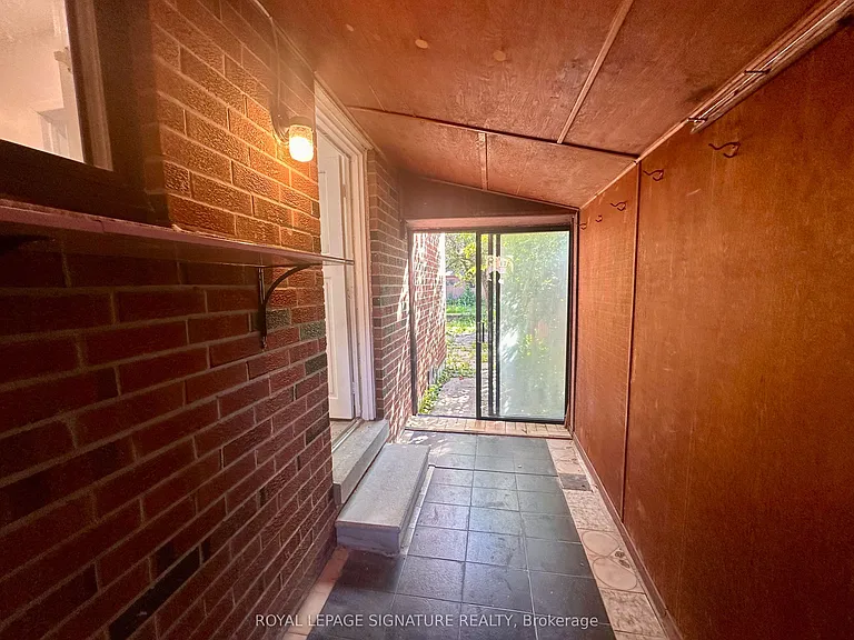 4170 Sunset Valley Ct #WALKOUT BSMT — Photo 2