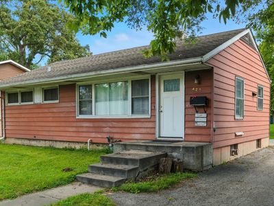 425 S Lake St, Mundelein, IL, 60060