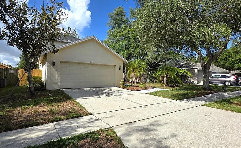 1506 Scotch Pine Dr — Photo 3