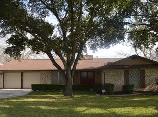 8006 Shadow Frst, San Antonio, TX 78239