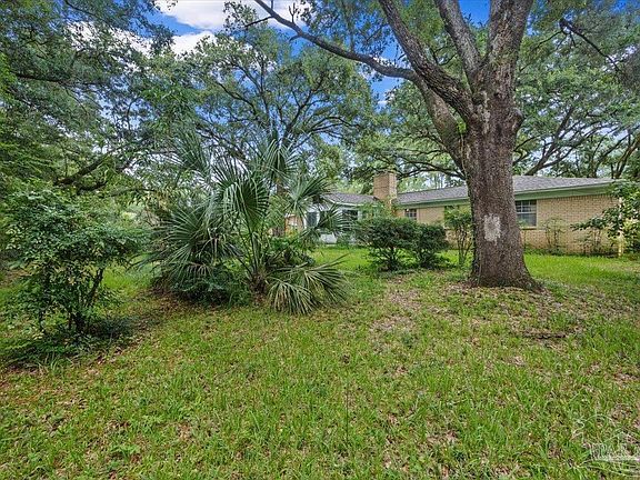 5th image of 1825 Sandra Dr