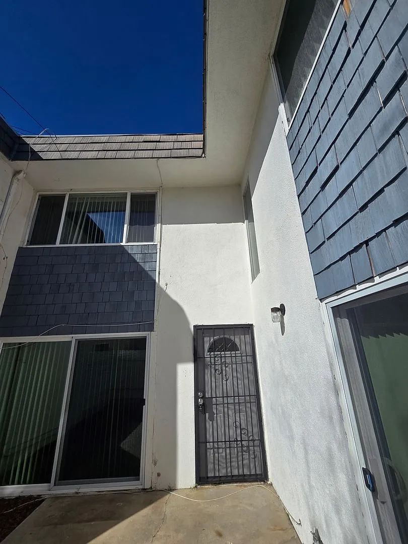 Building Photo - Kona4862