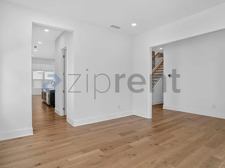 2109 Freestone Way #2109 — Photo 11
