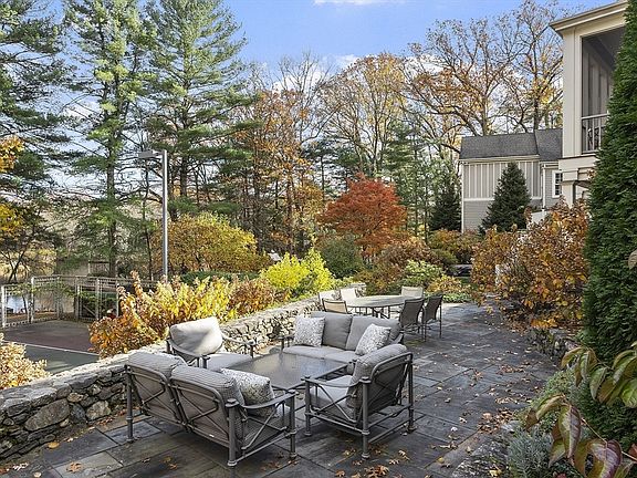 5th image of 70 Todd Pond Rd