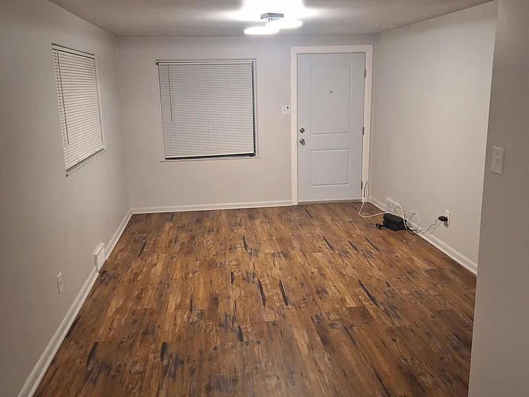 3348 Dunn Ave — Photo 6