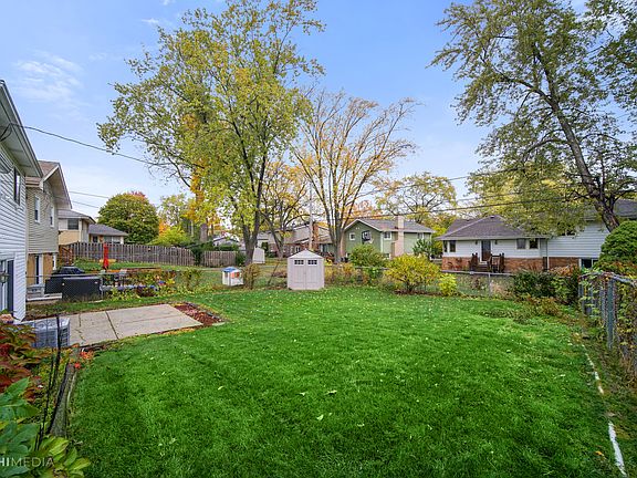 2nd image of 1107 S Leslie Ln