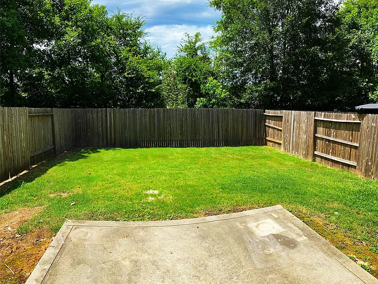 61 Woodland Hills Dr #B — Photo 21