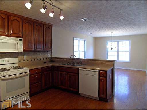 5th image of 181 Old Stonewall Dr