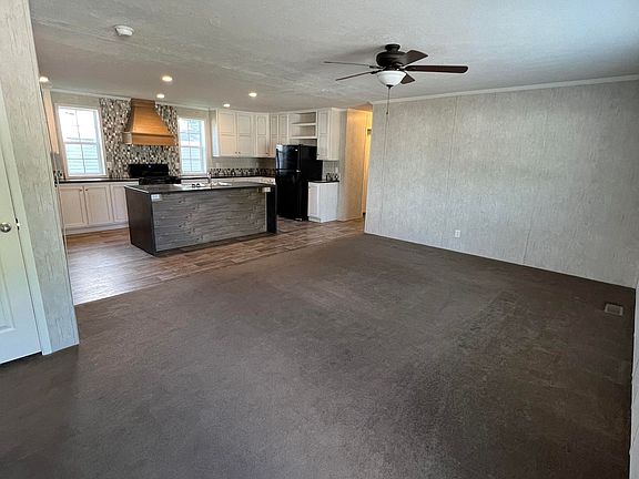 3rd image of 825 1st Ave E #229