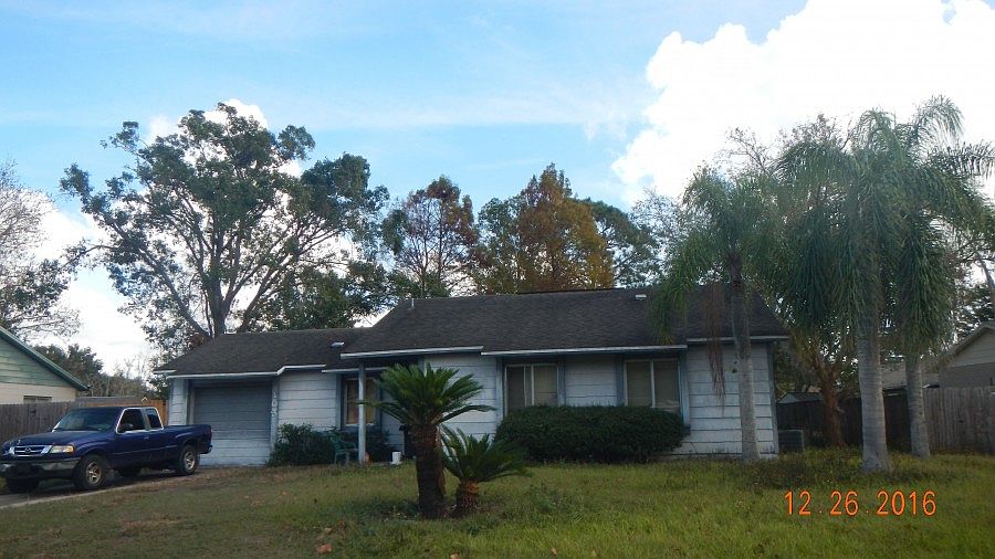 1st image of 103 Crooked Pine Dr