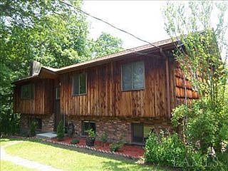 1st image of 12 Oak Pl