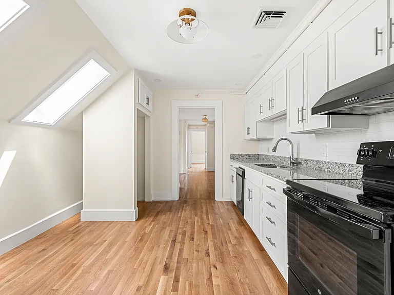 16 Loring Ave #3 — Photo 6