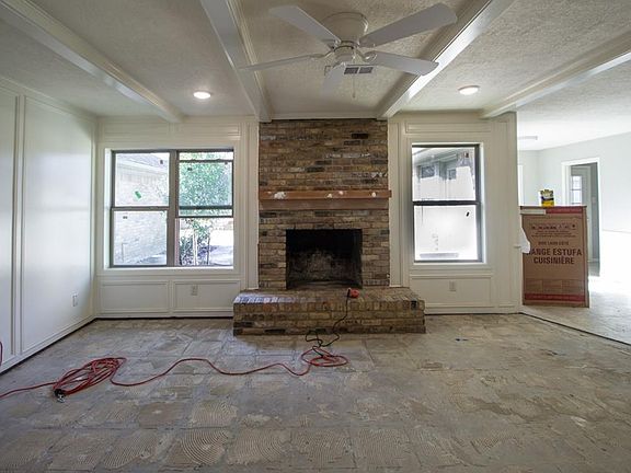 5th image of 2507 Broadmoor Dr