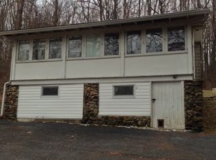 221 Laurel Rd, Boyertown, PA 19512