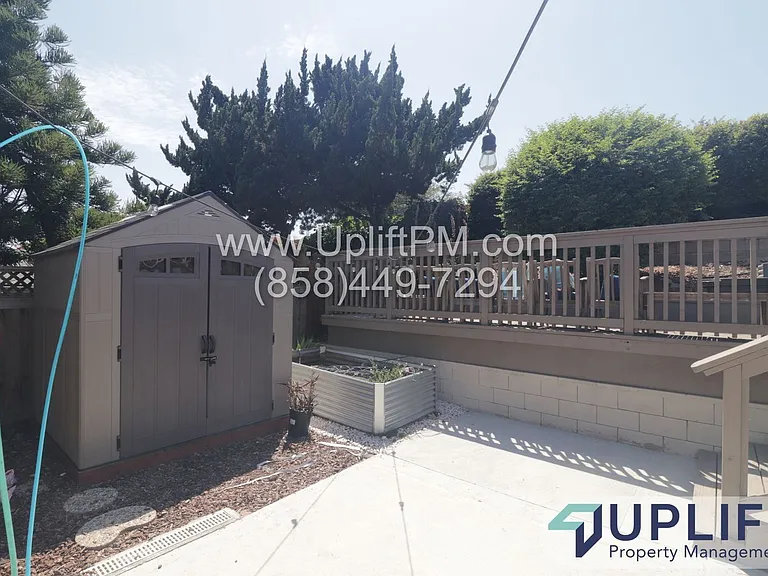 6234 Rose Lake Ave — Photo 25