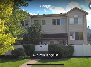 422 Park Ridge Ln UNIT B, Aurora, IL 60504