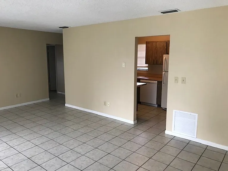 5408 Mariner Blvd — Photo 6