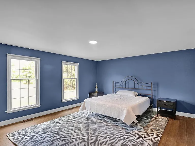 143 Riversedge Dr #3 — Photo 2