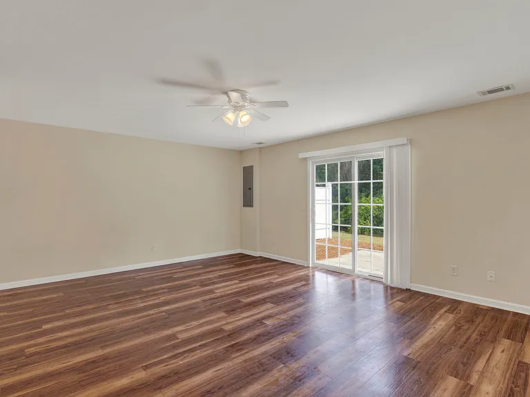 38 Transom Rd — Photo 8