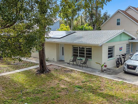 3rd image of 7684 Oakhurst Rd