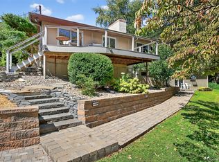 3 Hudson Bluff Cir, Marlboro, NY 12542
