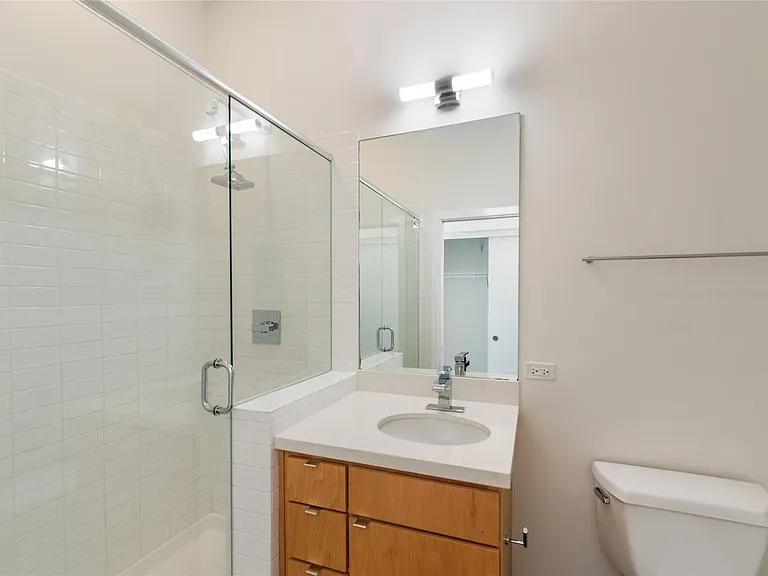 507 Sabine St #707 — Photo 16