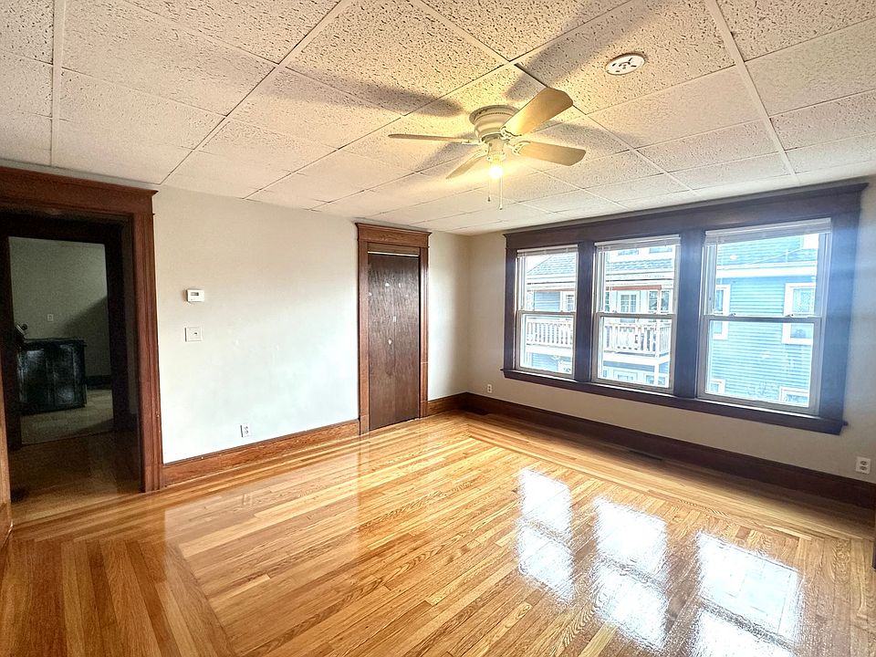 286288 Pine Street 286 Pine St Holyoke MA Zillow