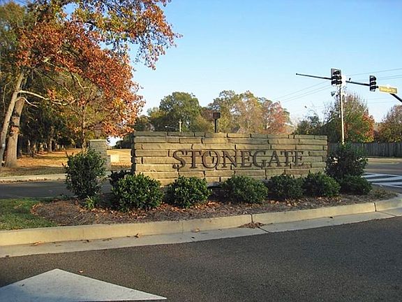 Stonegate Entrance